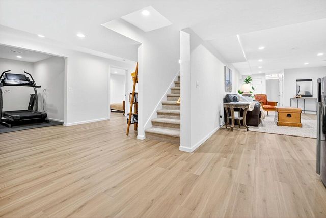 805 KENSINGTON ROAD, Neenah, WI 54956