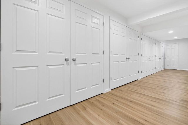 805 KENSINGTON ROAD, Neenah, WI 54956