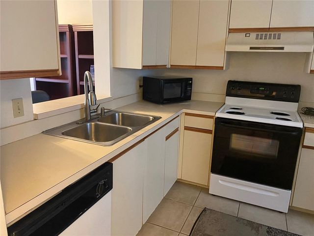 800 COVE CAY DRIVE 5D, Clearwater, FL 33760