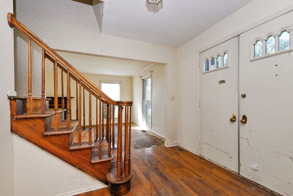 130 Westhampton Court, Aurora, IL 60504 — photo 3