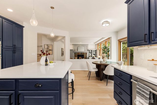 3463 NE Madison Way, Issaquah, WA 98029
