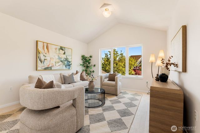 3463 NE Madison Way, Issaquah, WA 98029