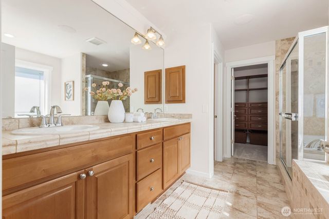 3463 NE Madison Way, Issaquah, WA 98029