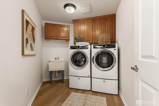 3463 NE Madison Way, Issaquah, WA 98029