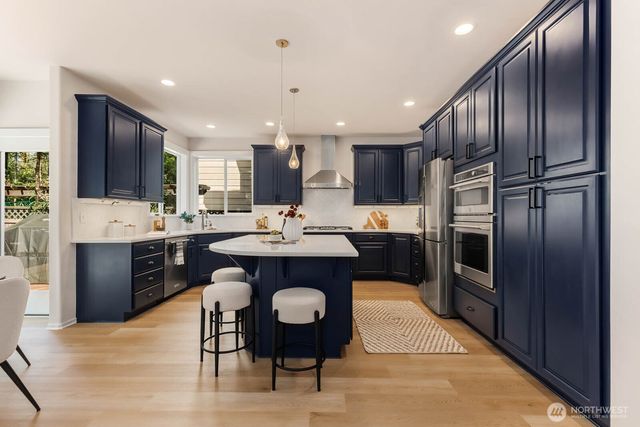 3463 NE Madison Way, Issaquah, WA 98029
