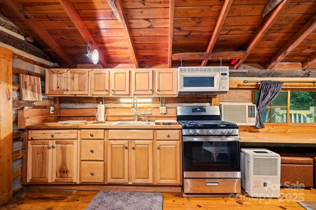 3739 Pickens Highway, Rosman, NC 28772