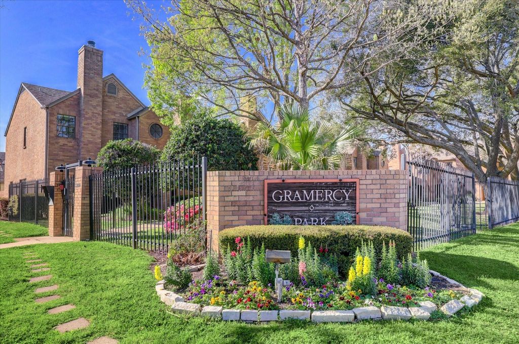 3200 Bellefontaine Street 73, Houston, TX 77025