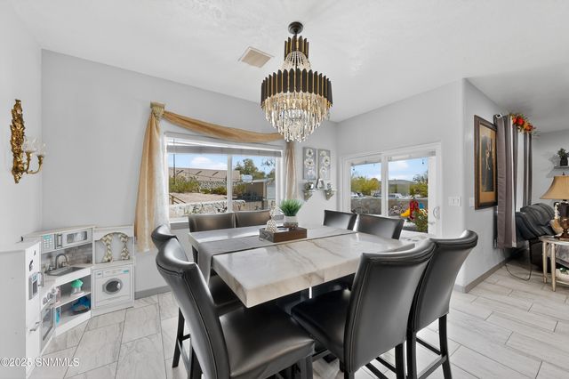 4032 Nemesh Drive, Las Cruces, NM 88005