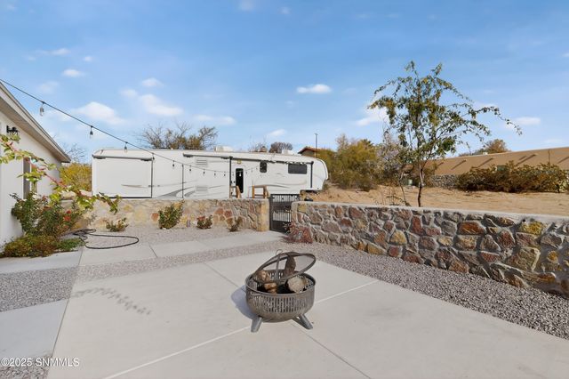 4032 Nemesh Drive, Las Cruces, NM 88005