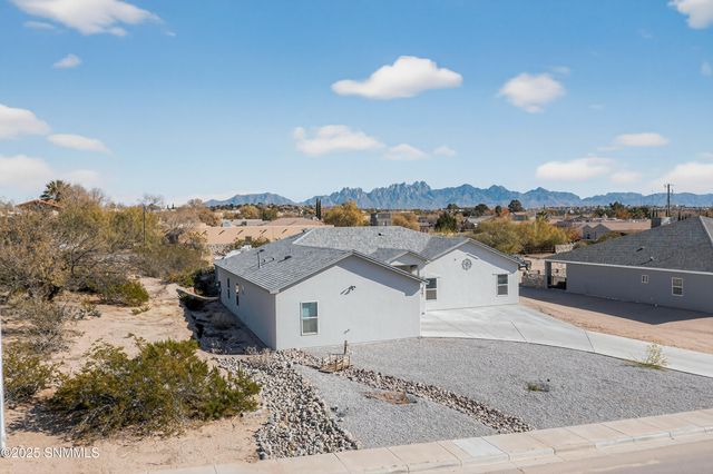 4032 Nemesh Drive, Las Cruces, NM 88005