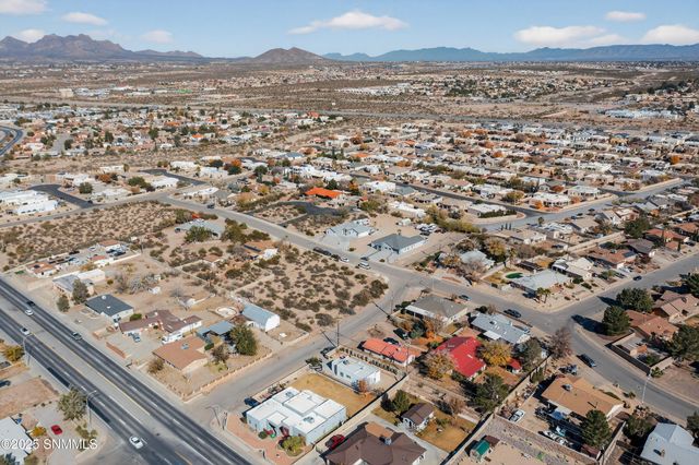 4032 Nemesh Drive, Las Cruces, NM 88005