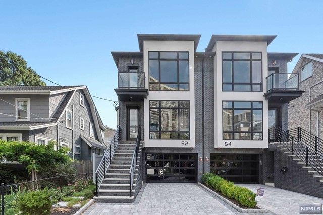 52 Knox Avenue, Cliffside Park, NJ 07010