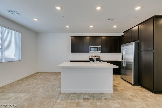 1532 Eliana Crossing Place, Henderson, NV 89002