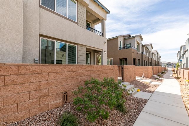 1532 Eliana Crossing Place, Henderson, NV 89002