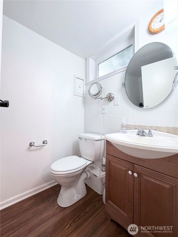 2920 15th, Bremerton, WA 98312