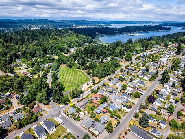 2920 15th, Bremerton, WA 98312