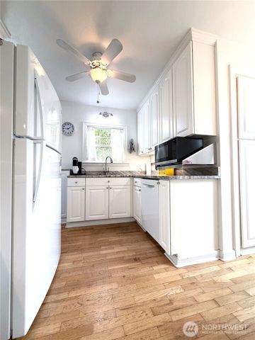 2920 15th, Bremerton, WA 98312
