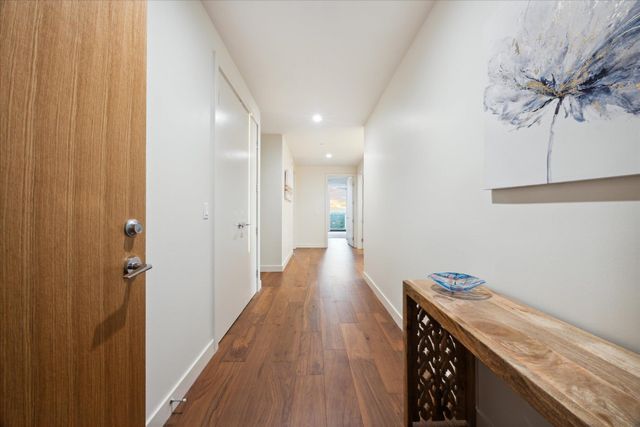44 East Ave 3301, Austin, TX 78701