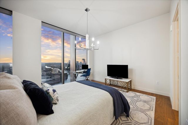 44 East Ave 3301, Austin, TX 78701