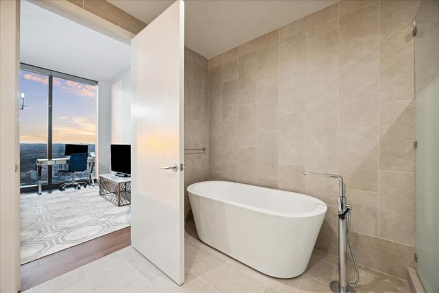 44 East Ave 3301, Austin, TX 78701