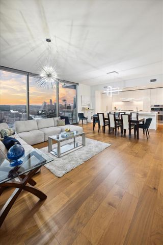 44 East Ave 3301, Austin, TX 78701