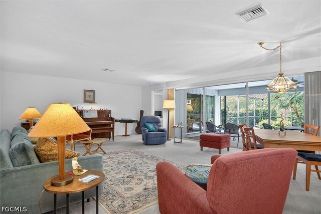 5148 Fairfield DR, Fort Myers, FL 33919