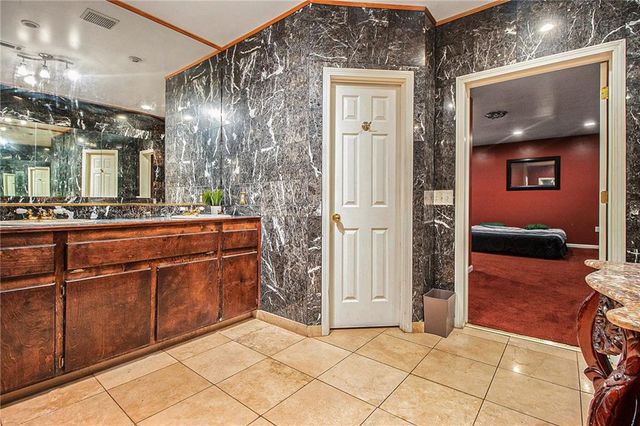 6358 Foggy Oak Drive, Fairburn, GA 30213