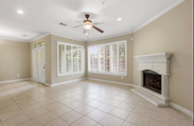 4342 Lake Walk Court G, Missouri City, TX 77459