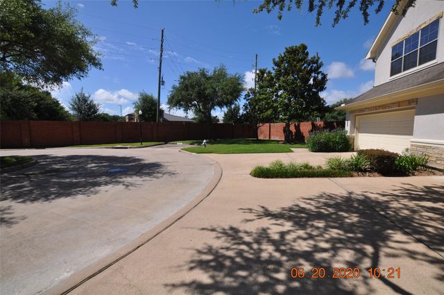 4342 Lake Walk Court G, Missouri City, TX 77459