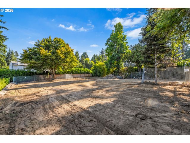 1890 EGAN Way, Lake Oswego, OR 97034