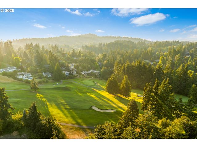 1890 EGAN Way, Lake Oswego, OR 97034