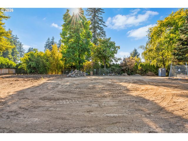 1890 EGAN Way, Lake Oswego, OR 97034