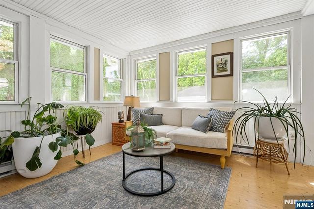19 Fairview Avenue, Glen Rock, NJ 07452