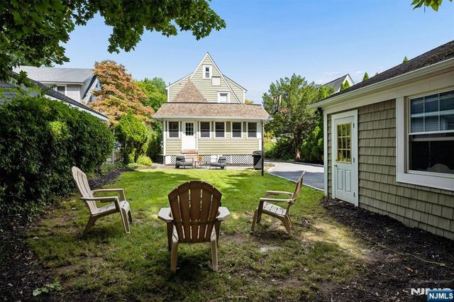 19 Fairview Avenue, Glen Rock, NJ 07452