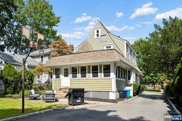 19 Fairview Avenue, Glen Rock, NJ 07452