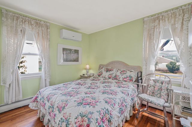159 Eastlake Avenue, Massapequa Park, NY 11762