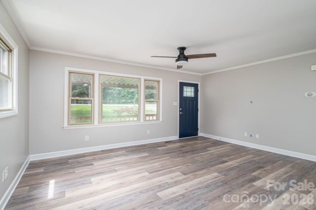 626 Dallas Spencer Mtn Road, Dallas, NC 28034