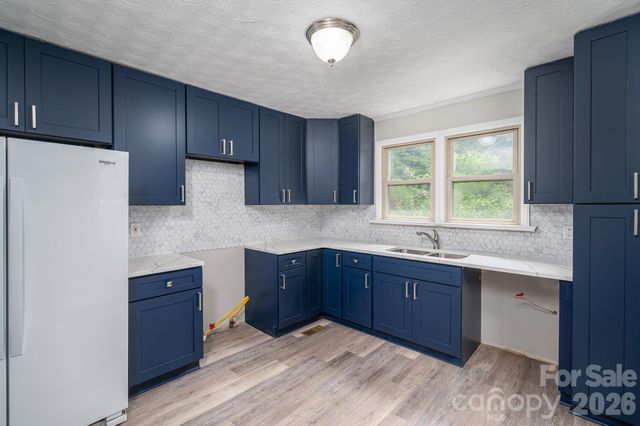 626 Dallas Spencer Mtn Road, Dallas, NC 28034