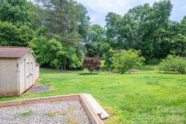 626 Dallas Spencer Mtn Road, Dallas, NC 28034