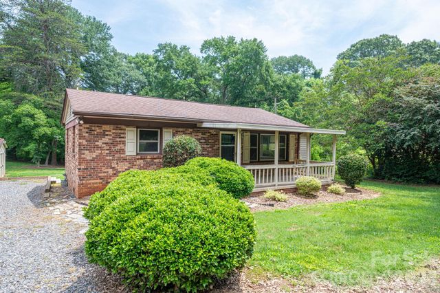 626 Dallas Spencer Mtn Road, Dallas, NC 28034
