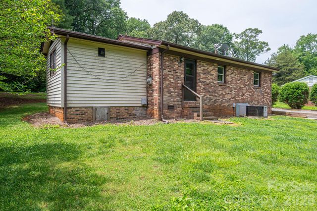 626 Dallas Spencer Mtn Road, Dallas, NC 28034