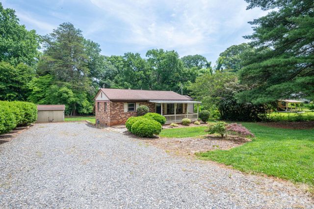 626 Dallas Spencer Mtn Road, Dallas, NC 28034