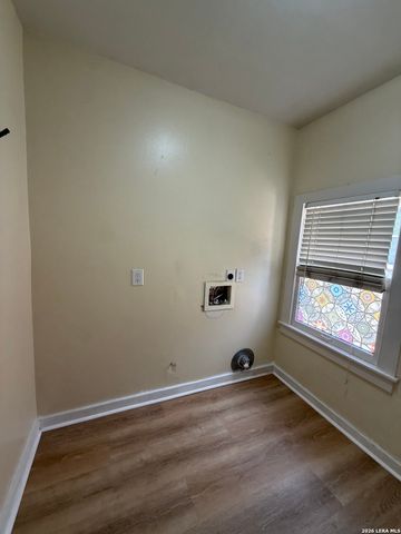 6711 Broadway, San Antonio, TX 78209