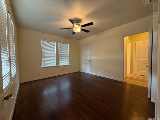 6711 Broadway, San Antonio, TX 78209
