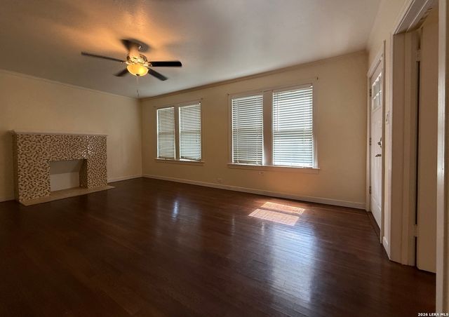 6711 Broadway, San Antonio, TX 78209