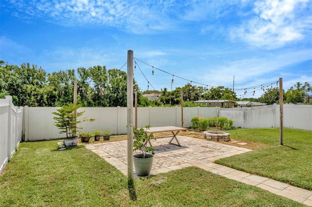 313 SHELL MANOR DRIVE, Ruskin, FL 33570