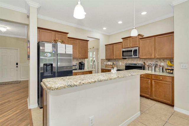 313 SHELL MANOR DRIVE, Ruskin, FL 33570