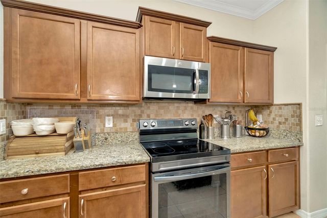 313 SHELL MANOR DRIVE, Ruskin, FL 33570