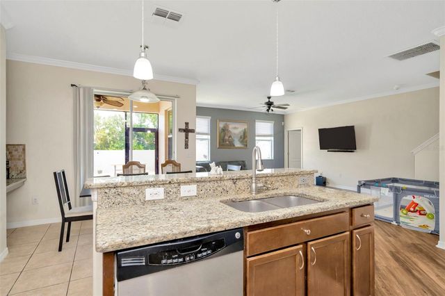 313 SHELL MANOR DRIVE, Ruskin, FL 33570