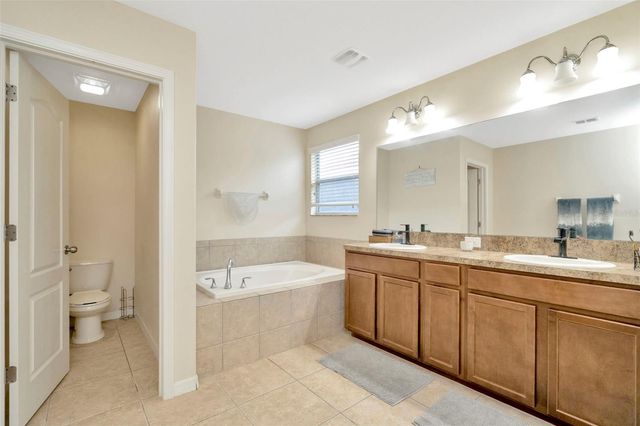 313 SHELL MANOR DRIVE, Ruskin, FL 33570